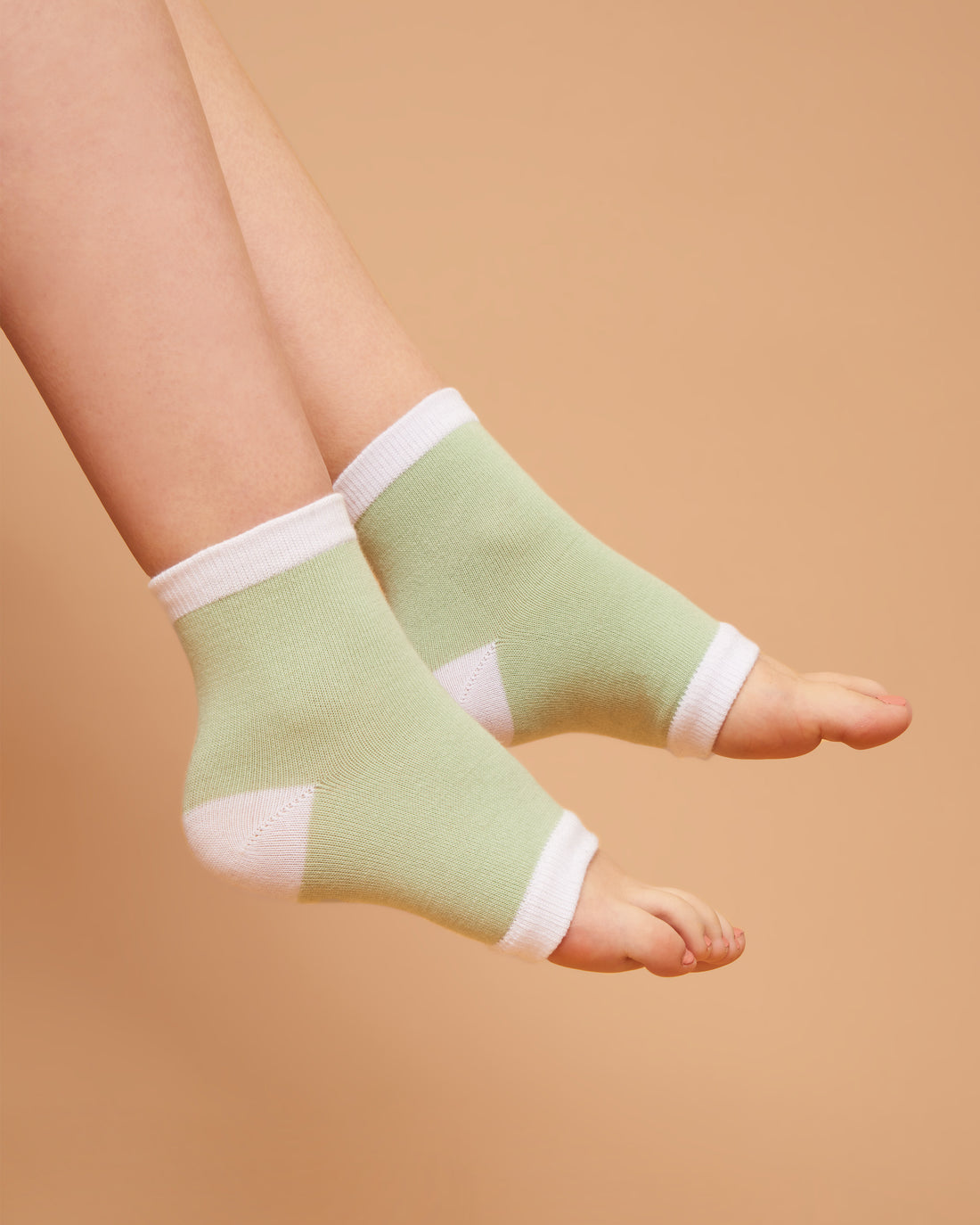 Moisturizing Socks for Cracked Heel Treatment: Heel Socks for