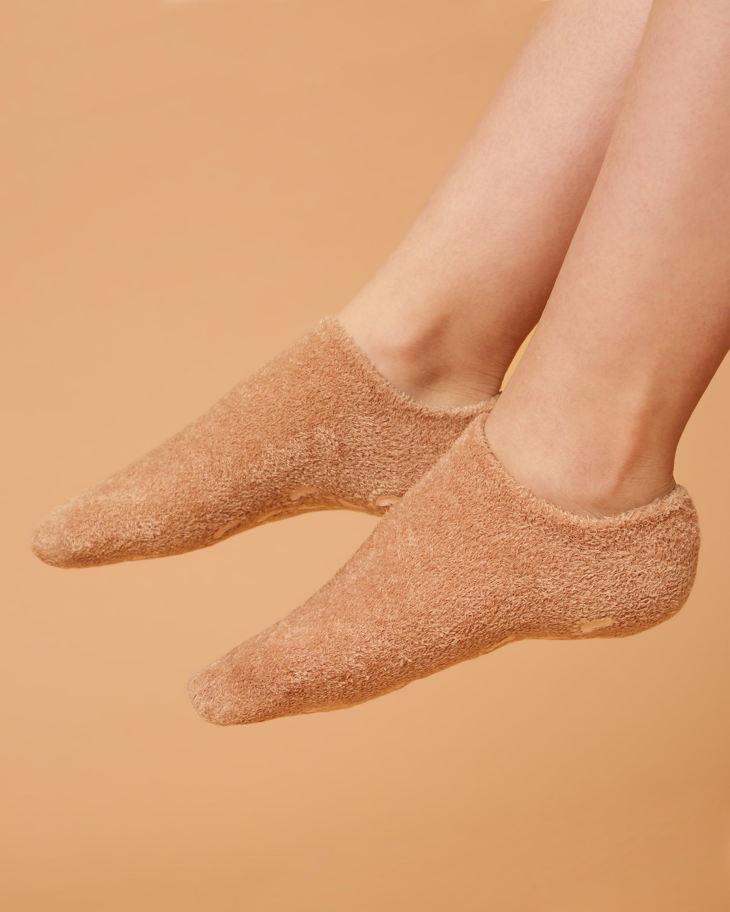 eLive Coconut Oil Moisturising Gel Socks