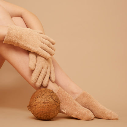 eLive Coconut Oil Moisturising Gel Socks