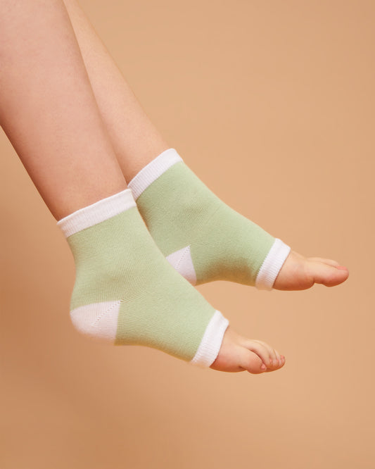eLive Cracked Heel Soothing Socks